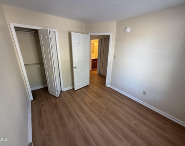 4663 Pine Trace Drive - Photo Thumbnail 15