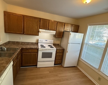 4663 Pine Trace Drive - Photo Thumbnail 7