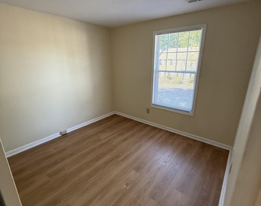 4663 Pine Trace Drive - Photo Thumbnail 14