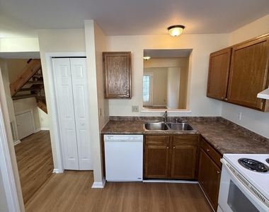 4663 Pine Trace Drive - Photo Thumbnail 8