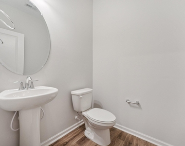 52 Tanglewood Place - Photo Thumbnail 11