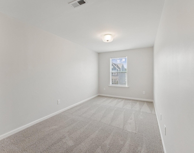 52 Tanglewood Place - Photo Thumbnail 13