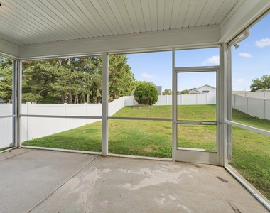 52 Tanglewood Place - Photo Thumbnail 23