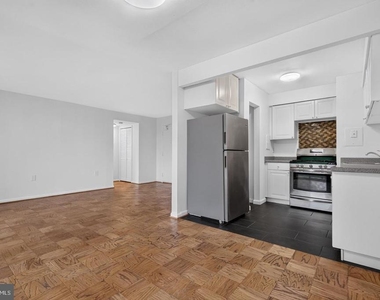 7753 Patriot Drive - Photo Thumbnail 9