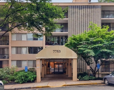 7753 Patriot Drive - Photo Thumbnail 1