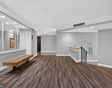 7753 Patriot Drive - Photo Thumbnail 6