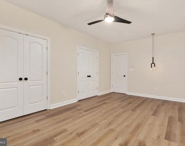 7216 White House Drive - Photo Thumbnail 10