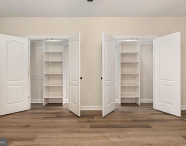 7216 White House Drive - Photo Thumbnail 11