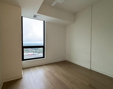1650 Silver Hill Drive - Photo Thumbnail 14
