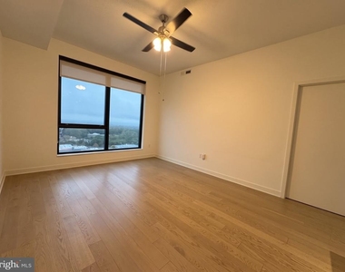 1650 Silver Hill Drive - Photo Thumbnail 7