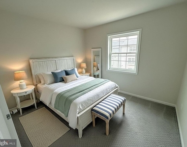 5305 Anchor Court - Photo Thumbnail 5