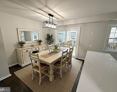 5305 Anchor Court - Photo Thumbnail 7