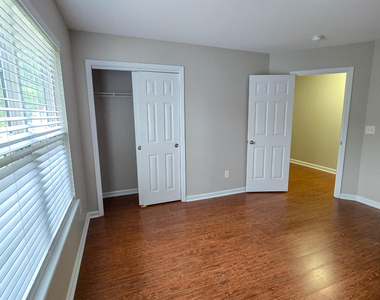 2603 Forest Shadows Lane - Photo Thumbnail 21