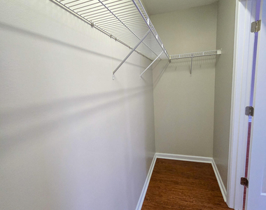 2603 Forest Shadows Lane - Photo Thumbnail 13