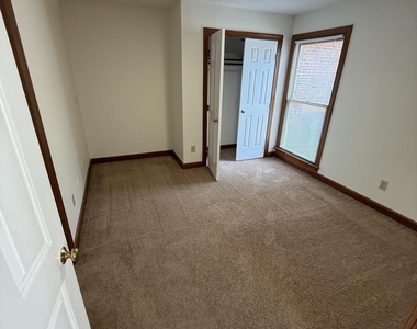 3525 Ivy Commons Drive - Photo Thumbnail 7