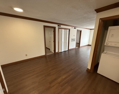 3525 Ivy Commons Drive - Photo Thumbnail 4