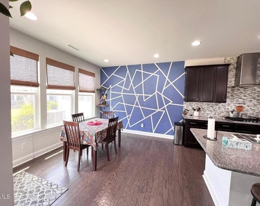 1032 Benay Road - Photo Thumbnail 5