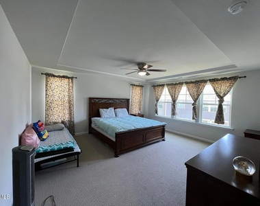1032 Benay Road - Photo Thumbnail 14