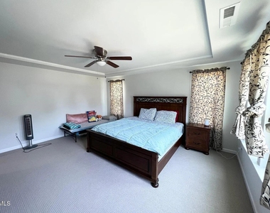 1032 Benay Road - Photo Thumbnail 16