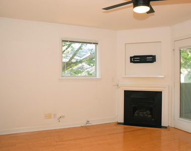1221 Westview Lane - Photo Thumbnail 4