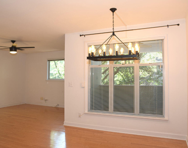1221 Westview Lane - Photo Thumbnail 3