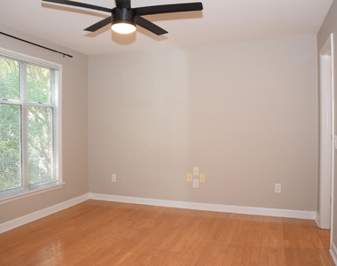 1221 Westview Lane - Photo Thumbnail 12