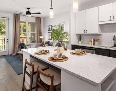 1821 Chatham Flats Drive - Photo Thumbnail 21