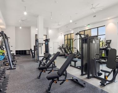 1821 Chatham Flats Drive - Photo Thumbnail 16