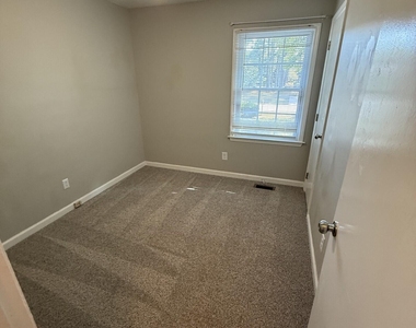 116 Pine Country Lane - Photo Thumbnail 6