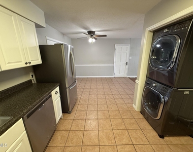 116 Pine Country Lane - Photo Thumbnail 5
