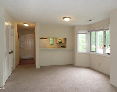 702 Martin Luther King Junior Boulevard - Photo Thumbnail 2