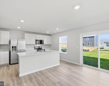 130 Bookers Crst Drive - Photo Thumbnail 4