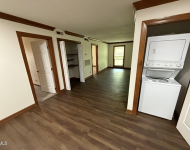 3530 Ivy Commons Drive - Photo Thumbnail 3