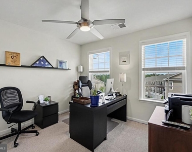 1327 Gilmore Street - Photo Thumbnail 22