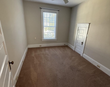 114 E Park Drive - Photo Thumbnail 15