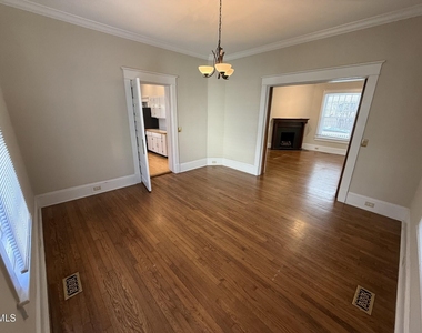 114 E Park Drive - Photo Thumbnail 9
