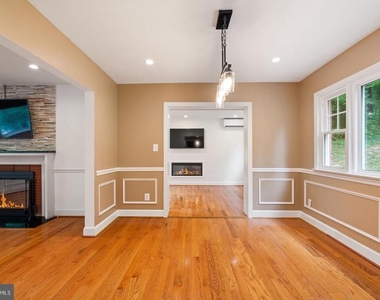 709 E Broad Street - Photo Thumbnail 8