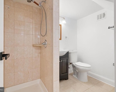 709 E Broad Street - Photo Thumbnail 30