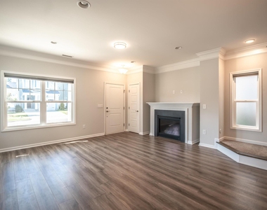 1265 Brown Velvet Lane - Photo Thumbnail 4