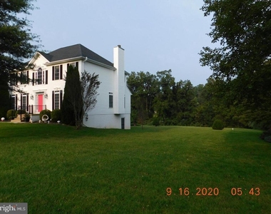 2055 Freeman Drive - Photo Thumbnail 34