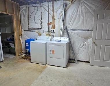 2055 Freeman Drive - Photo Thumbnail 30