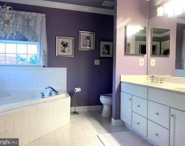 2055 Freeman Drive - Photo Thumbnail 14