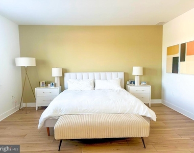 2409 Richmond Highway - Photo Thumbnail 13