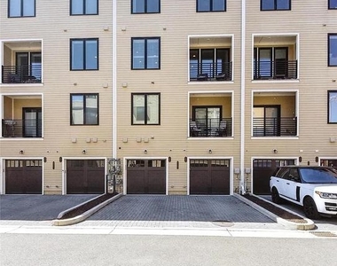 2409 Richmond Highway - Photo Thumbnail 28