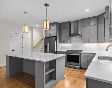 917 S Blount Street - Photo Thumbnail 10