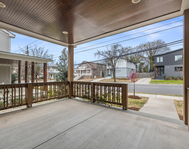 917 S Blount Street - Photo Thumbnail 36