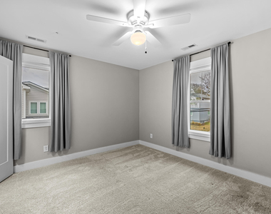 917 S Blount Street - Photo Thumbnail 28