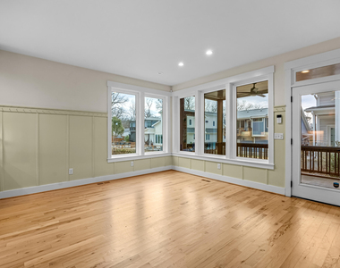 917 S Blount Street - Photo Thumbnail 15