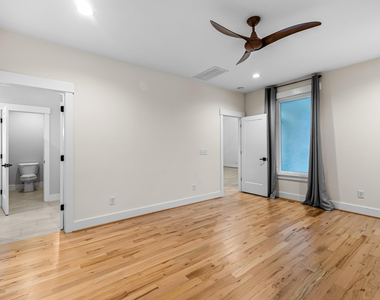 917 S Blount Street - Photo Thumbnail 17