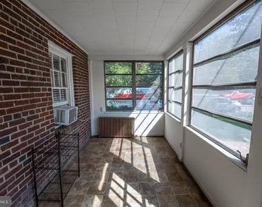 529 N Payne Street - Photo Thumbnail 21